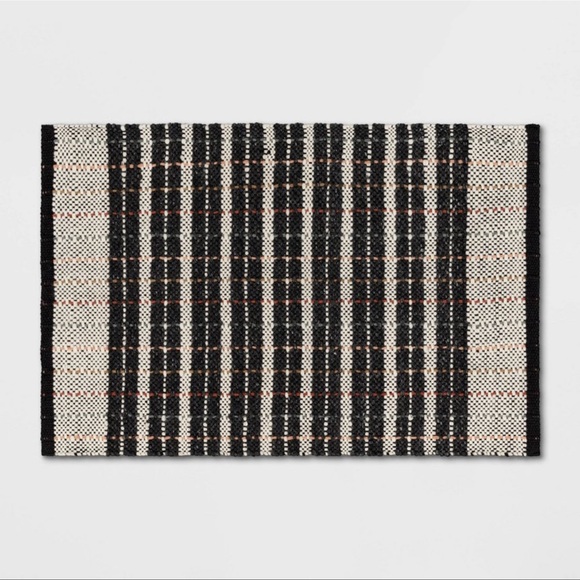 NWT, Threshold- 2'x3' Handloom Mixed Fibre Striped Rug - Indoor/Outdoor - Picture 1 of 4